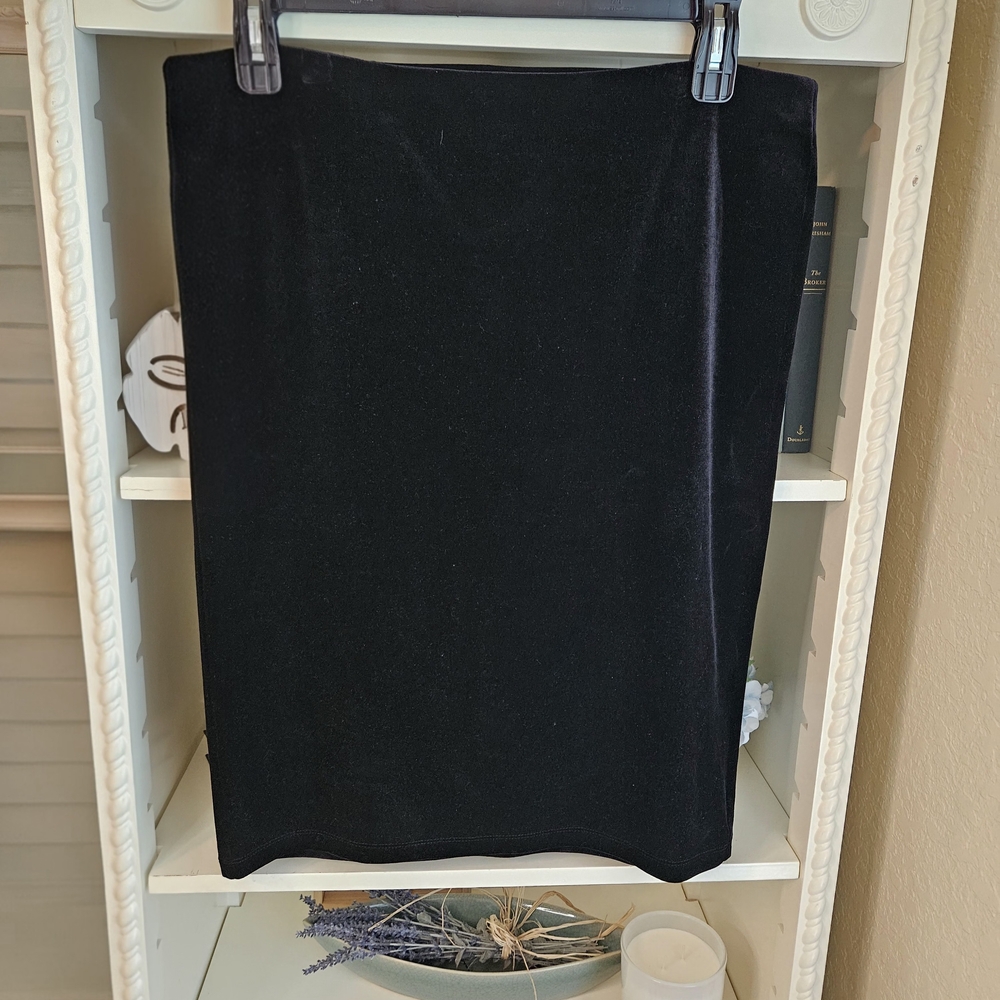 LOFT Black Velour Pencil Skirt Work